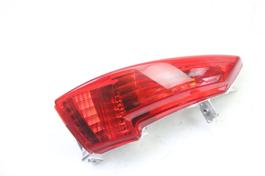 photo de RIGHT TAIL LIGHT PIAGGIO MP3 HPE 310 (2024 - 2025) - Component detail