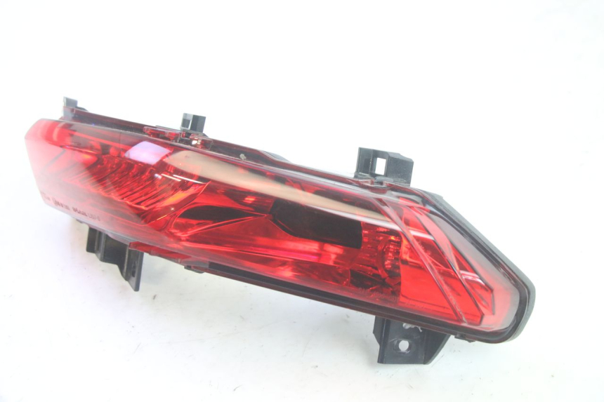 photo de RIGHT TAIL LIGHT PIAGGIO MP3 HPE 350 (2018 - 2020) - Zoom on usage condition
