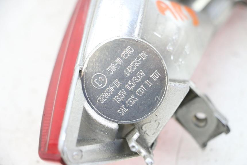 photo de RIGHT TAIL LIGHT PIAGGIO MP3 HPE 300 (2019 - 2026) - Technical close-up