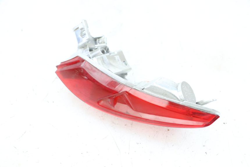 photo de RIGHT TAIL LIGHT PIAGGIO MP3 HPE 300 (2019 - 2026) - Product overview