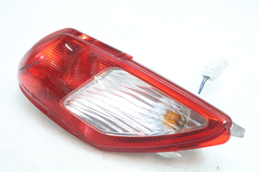 photo de RIGHT TAIL LIGHT PIAGGIO MP3 LT 300 (2010 - 2016) - Technical close-up