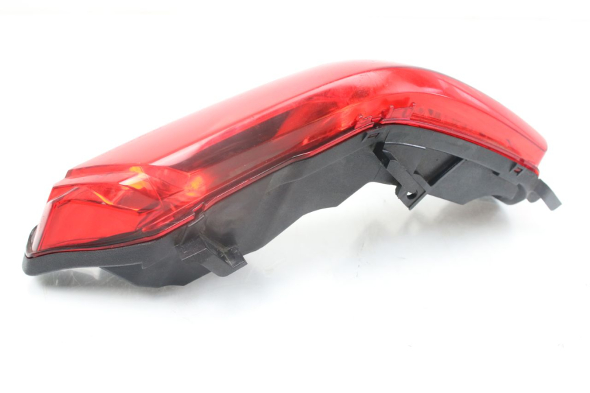 photo de RIGHT REAR LIGHT PIAGGIO MP3 500 (2014 - 2017) - Alternative perspective