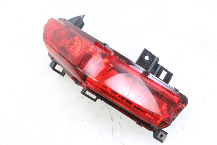 photo de RIGHT TAIL LIGHT PIAGGIO MP3 500 (2016 - 2018) - Alternative perspective