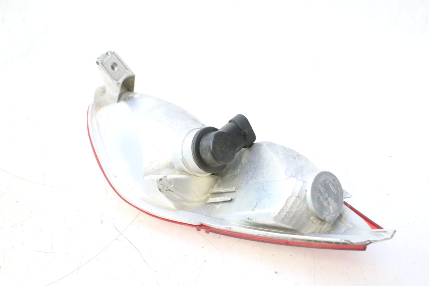 photo de RIGHT REAR LIGHT PIAGGIO MP3 500 (2011 - 2015) - Fixing points details