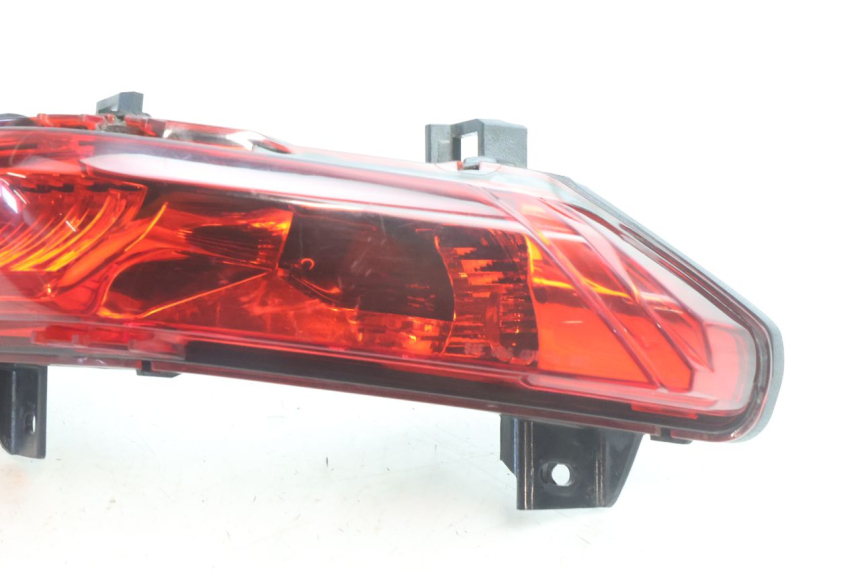 photo de RIGHT TAIL LIGHT PIAGGIO MP3 500 (2016 - 2018) - Zoom on usage condition
