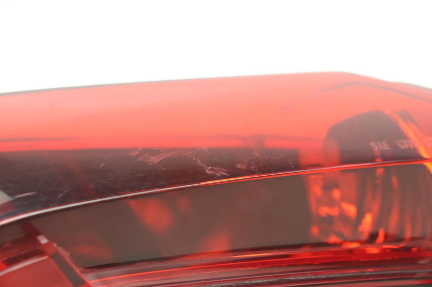 photo de RIGHT TAIL LIGHT PIAGGIO MP3 500 (2016 - 2018) - Alternative perspective