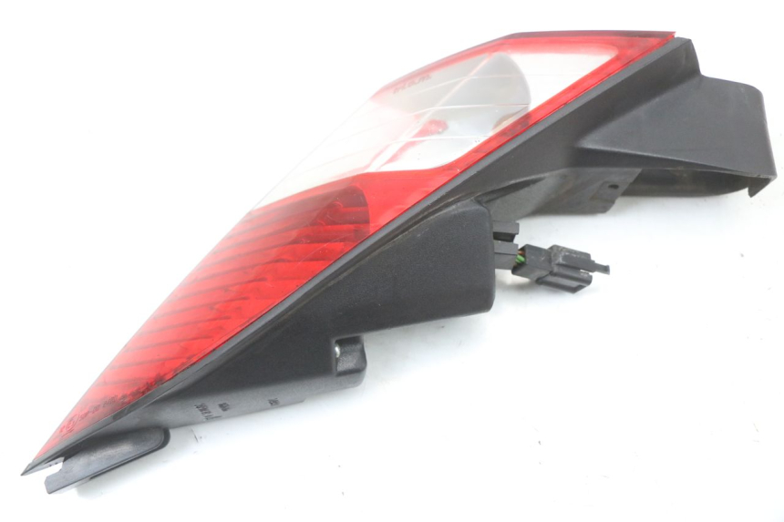 photo de RIGHT REAR LIGHT PEUGEOT SATELIS 125 (2010 - 2012) - Alternative perspective