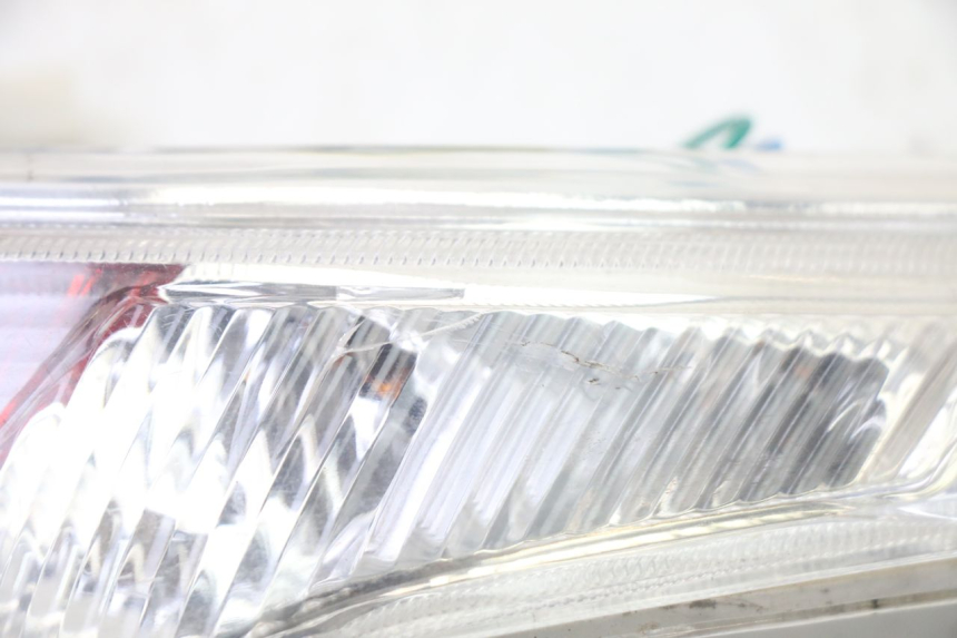 photo de RIGHT TAIL LIGHT PEUGEOT VIVACITY NEW 2T 50 (2008 - 2017) - Alternative perspective