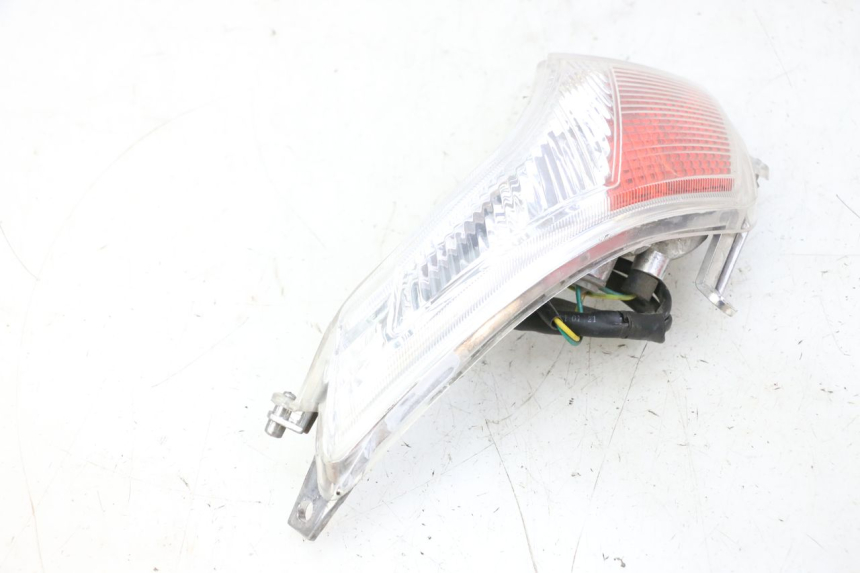 photo de RIGHT TAIL LIGHT PEUGEOT VIVACITY NEW 4T 50 (2008 - 2017) - Fixing points details