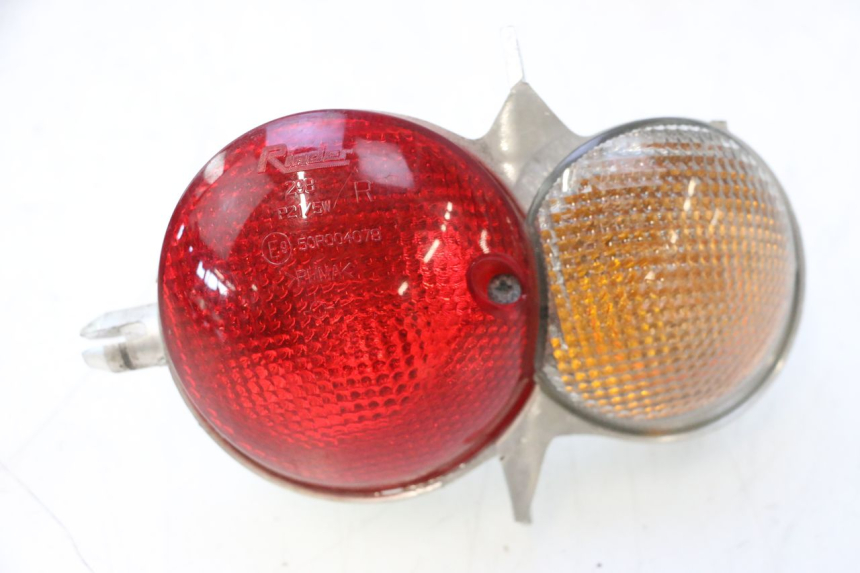 photo de RIGHT TAIL LIGHT YAMAHA YP MAJESTY 125 (2007 - 2010) - Main view