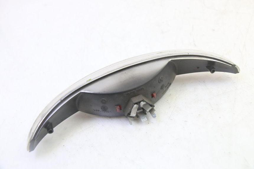 photo de REAR LIGHT PEUGEOT ELYSTAR 50 (2002 - 2014) - Technical close-up