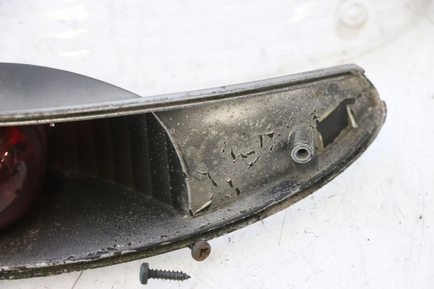 photo de REAR LIGHT PEUGEOT ELYSTAR 50 (2002 - 2014) - Product overview