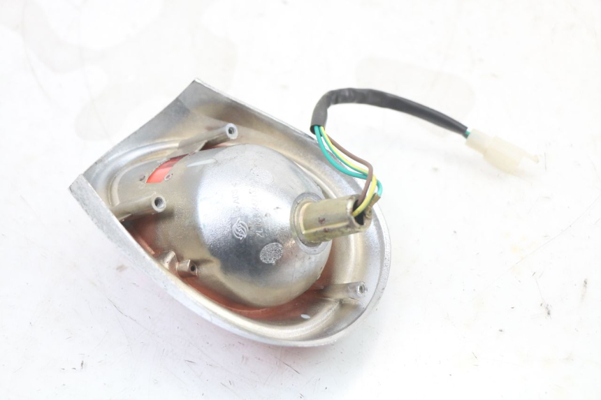 photo de TAIL LIGHT EUROCKA RETRO 50 (2007 - 2014) - Fixing points details