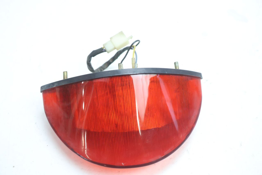 photo de TAIL LIGHT KEEWAY F-ACT NAKED 50 (2009 - 2014) - Zoom on usage condition