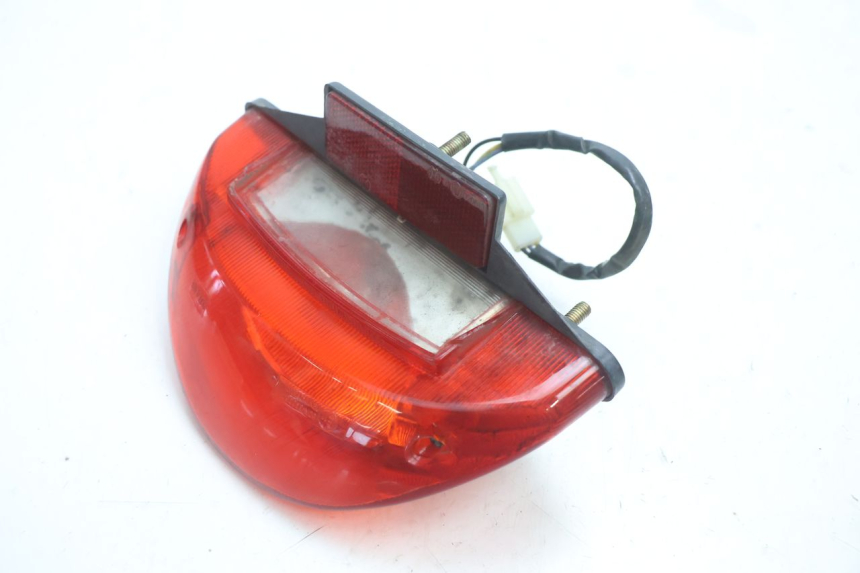 photo de TAIL LIGHT KEEWAY F-ACT NAKED 50 (2009 - 2014) - Alternative perspective
