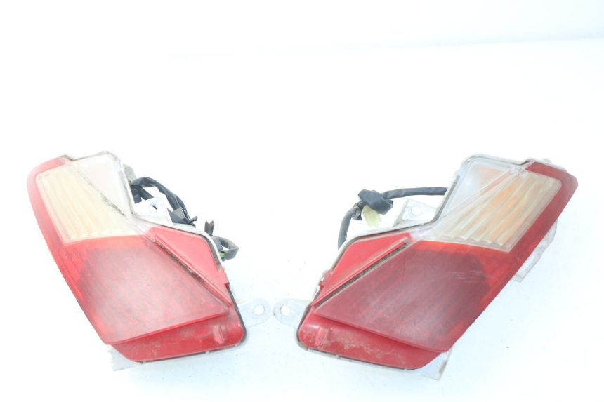 photo de TAIL LIGHT HONDA FES PANTHEON 125 (2003 - 2007) - Main view