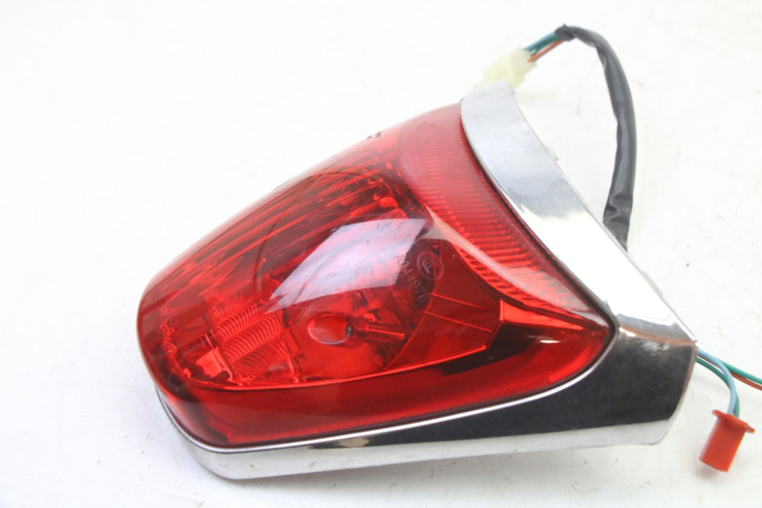 photo de TAIL LIGHT SYM FIDDLE 3 III 50 (2014 - 2020) - Zoom on usage condition