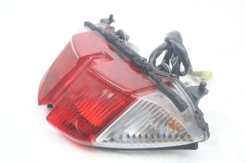 photo de REAR LIGHT YAMAHA FJR ABS 1300 (2006 - 2012) - Surface and material condition