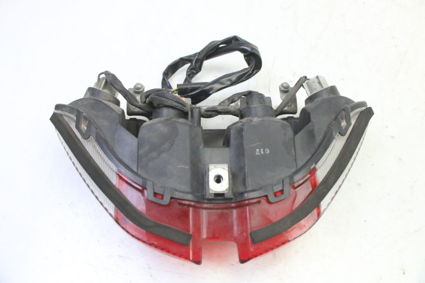 photo de REAR LIGHT YAMAHA FJR ABS 1300 (2006 - 2012) - Fixing points details
