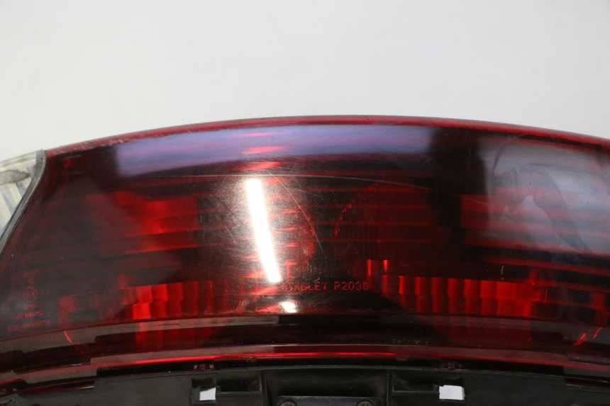 photo de TAIL LIGHT HONDA FJS SILVER WING SILVERWING 400 (2005 - 2008) - Component detail