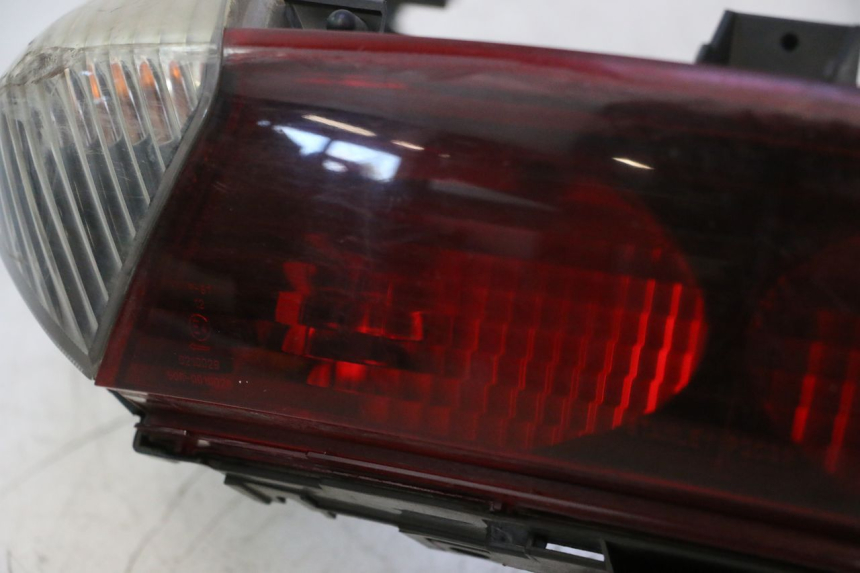 photo de TAIL LIGHT HONDA FJS SILVER WING SILVERWING 400 (2005 - 2008) - Distinctive features