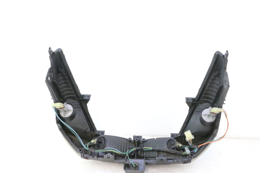 photo de TAIL LIGHT HONDA FJS SILVER WING SILVERWING 400 (2005 - 2008) - Alternative perspective