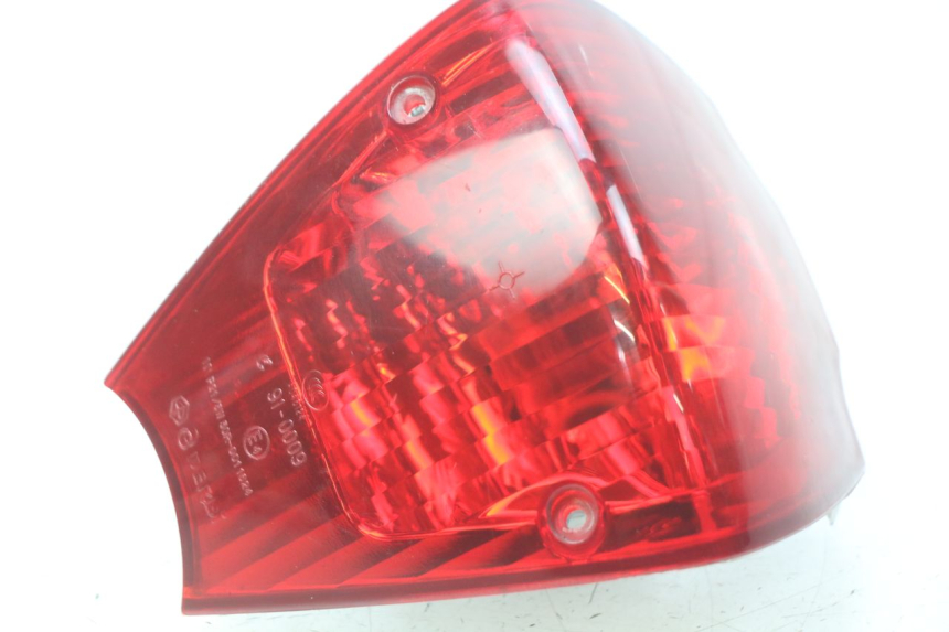 photo de REAR LIGHT PIAGGIO FLY 100 (2006 - 2010) - Component detail