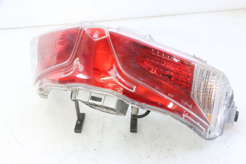 photo de TAIL LIGHT HONDA FORZA ABS 300 (2013 - 2017) - Technical close-up