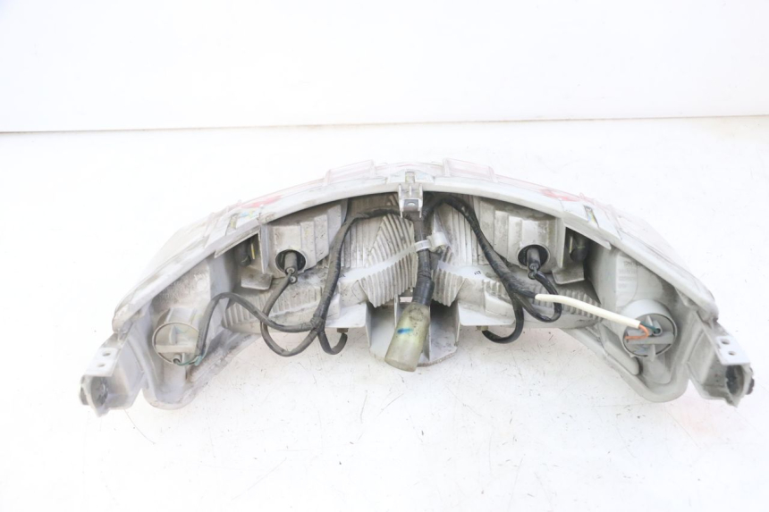 photo de TAIL LIGHT HONDA FORZA ABS 300 (2013 - 2017) - Surface and material condition