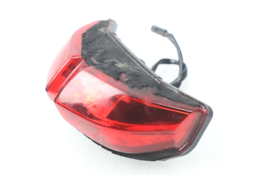 photo de TAIL LIGHT YAMAHA FZ8 800 (2010 - 2016) - Technical close-up