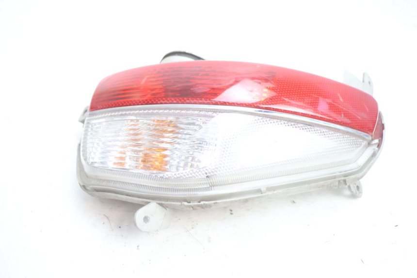 photo de LEFT TAIL LIGHT SUZUKI BURGMAN EXECUTIVE ABS 650 (2006 - 2012) - Technical close-up