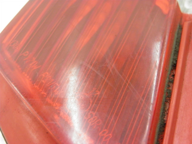 photo de LEFT TAIL LIGHT HONDA FES PANTHEON 125 (2003 - 2007) - Zoom on usage condition