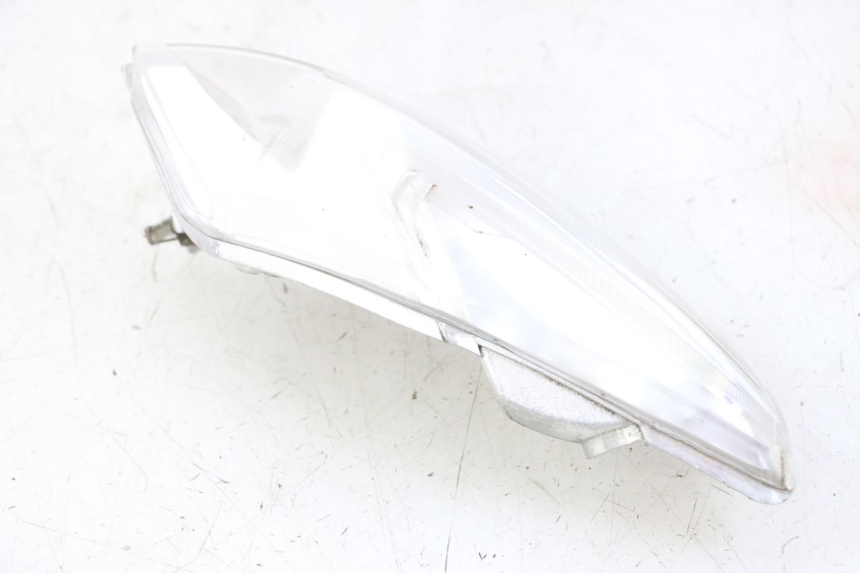 photo de LEFT TAIL LIGHT PIAGGIO IE MP3 YOURBAN 300 (2011 - 2016) - Surface and material condition