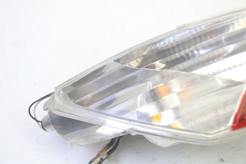 photo de LEFT REAR LIGHT PIAGGIO MP3 LT 400 (2007 - 2012) - Component detail