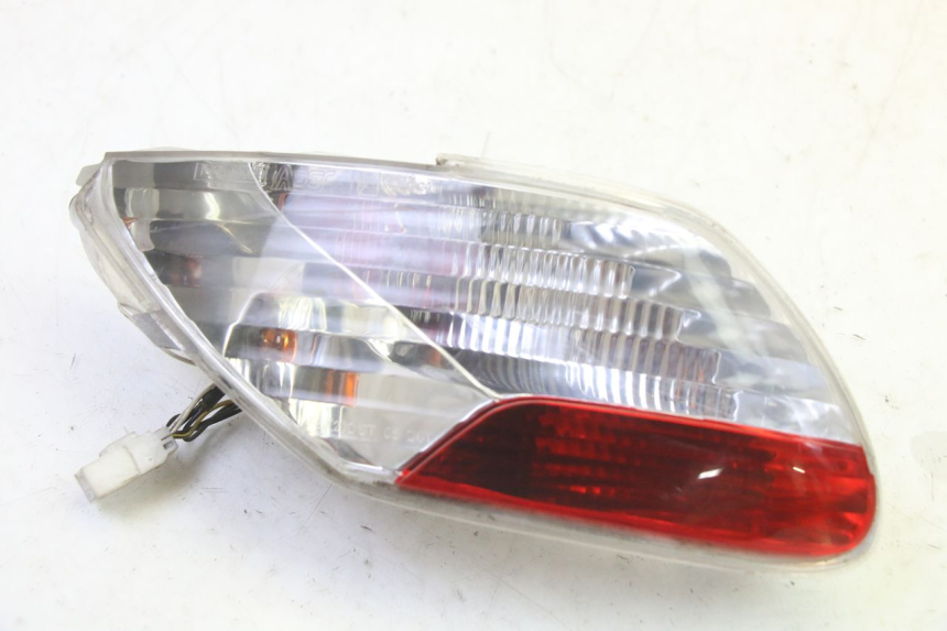 photo de LEFT TAIL LIGHT PIAGGIO MP3 125 (2006 - 2014) - Main view
