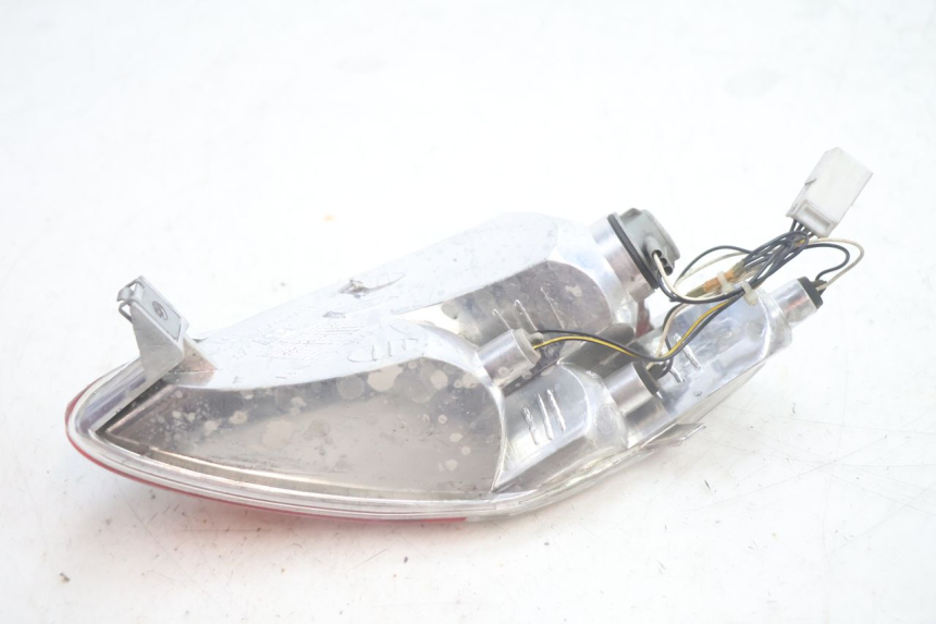 photo de LEFT TAIL LIGHT PIAGGIO MP3 125 (2006 - 2014) - Technical close-up