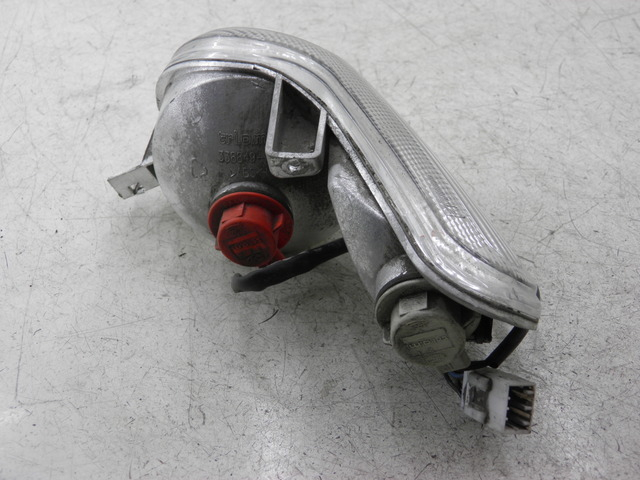 photo de LEFT TAIL LIGHT PIAGGIO CARNABY 125 (2007 - 2011) - Component detail