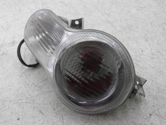photo de LEFT TAIL LIGHT PIAGGIO CARNABY 125 (2007 - 2011) - Zoom on usage condition