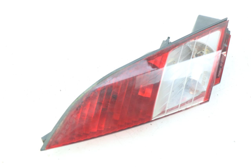 photo de LEFT REAR LIGHT PEUGEOT SATELIS COMPRESSOR K15 125 (2006 - 2009) - Main view