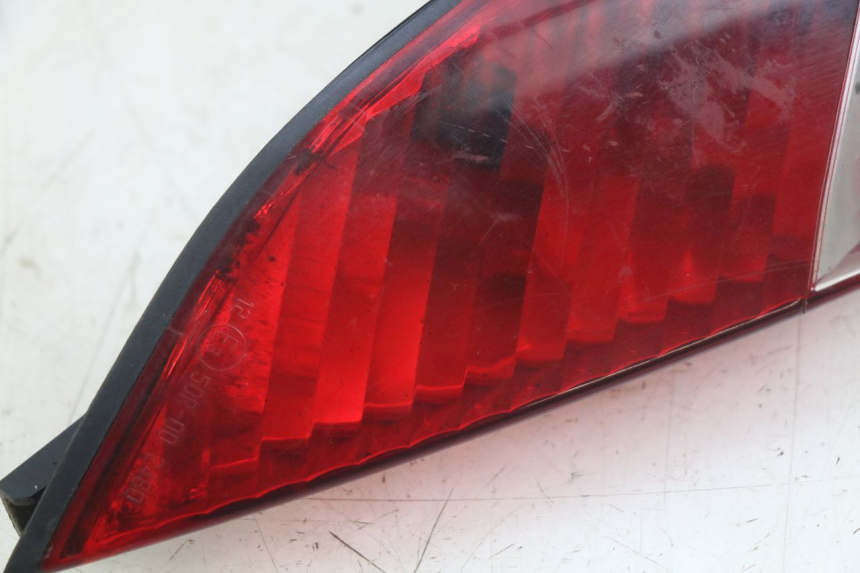 photo de LEFT REAR LIGHT PEUGEOT SATELIS 125 (2010 - 2012) - Technical close-up