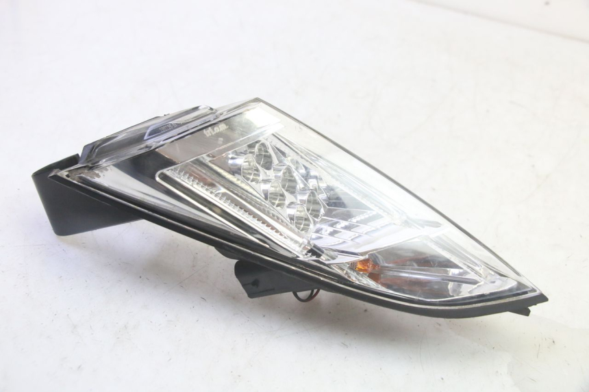 photo de LEFT TAIL LIGHT PEUGEOT SATELIS 125 (2013 - 2018) - Alternative perspective