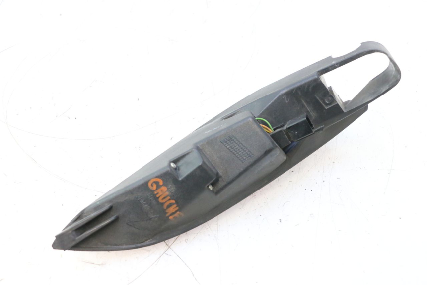 photo de LEFT REAR LIGHT PEUGEOT SATELIS 125 (2006 - 2009) - Component detail