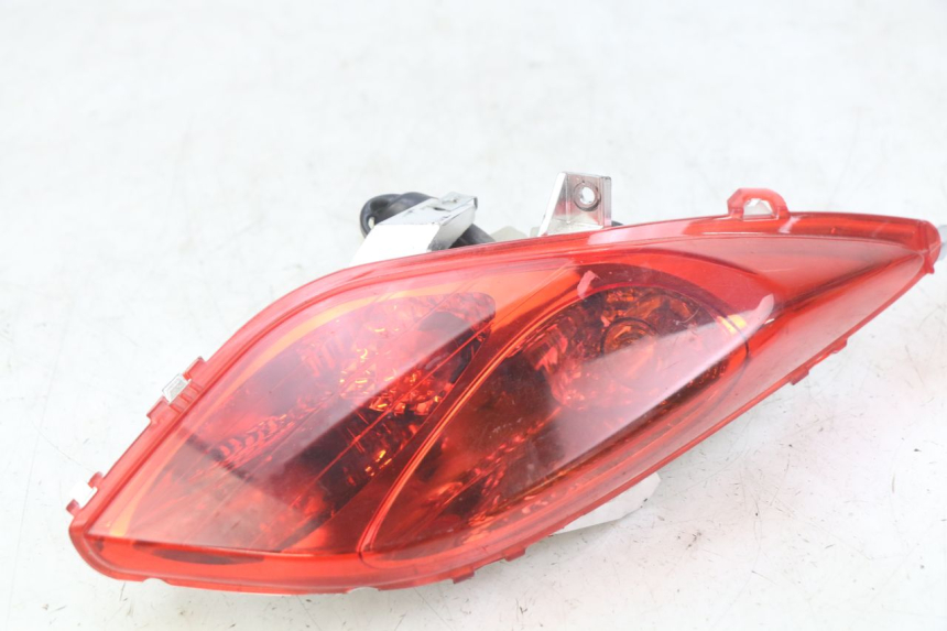photo de LEFT REAR LIGHT YAMAHA X-MAX XMAX 125 (2010 - 2013) - Main view