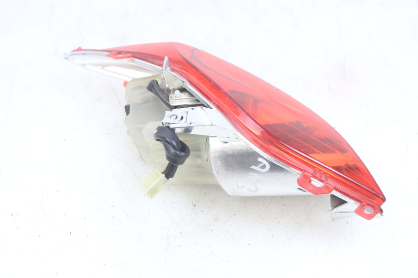 photo de LEFT REAR LIGHT YAMAHA X-MAX XMAX 125 (2010 - 2013) - Product overview