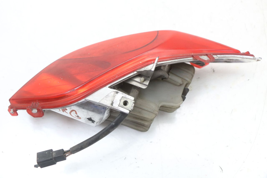photo de LEFT REAR LIGHT YAMAHA X-MAX XMAX 125 (2010 - 2013) - Product overview