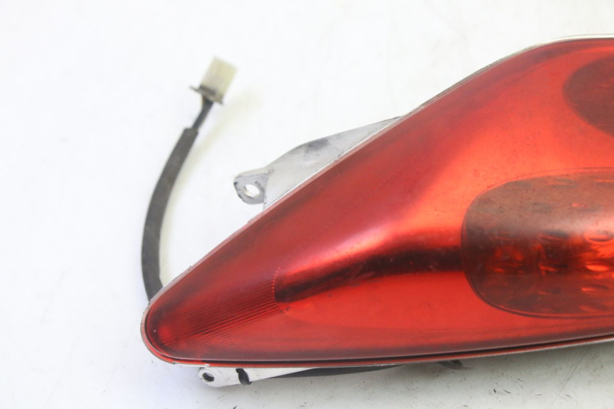 photo de LEFT REAR LIGHT YAMAHA X-MAX XMAX 250 (2006 - 2009) - Component detail