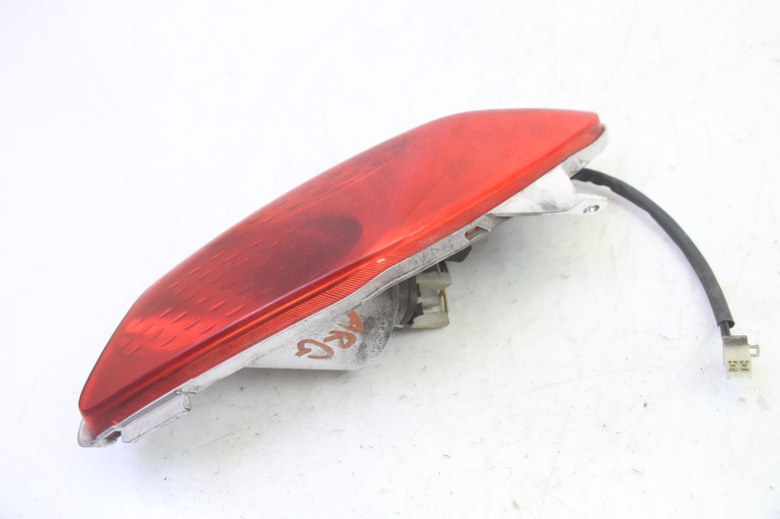 photo de LEFT REAR LIGHT YAMAHA X-MAX XMAX 250 (2006 - 2009) - Alternative perspective