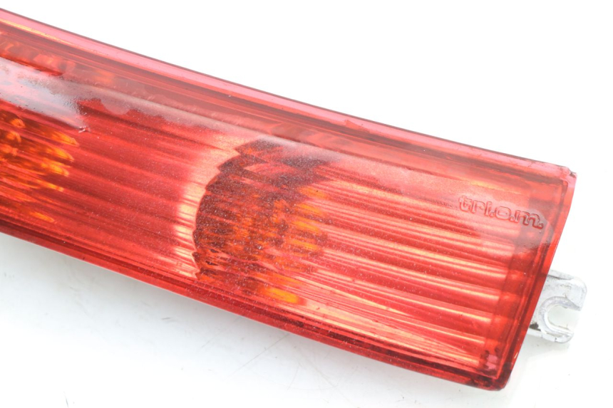 photo de LEFT TAIL LIGHT PIAGGIO XEVO - X EVO 125 (2007 - 2017) - Zoom on usage condition