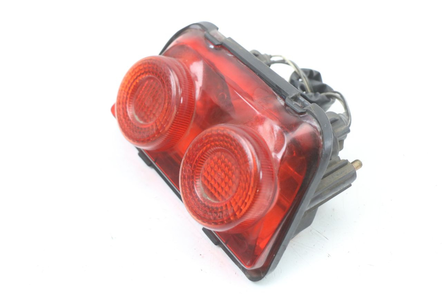 photo de Rear light HYOSUNG GF 125 (2001 - 2005) - Zoom on usage condition