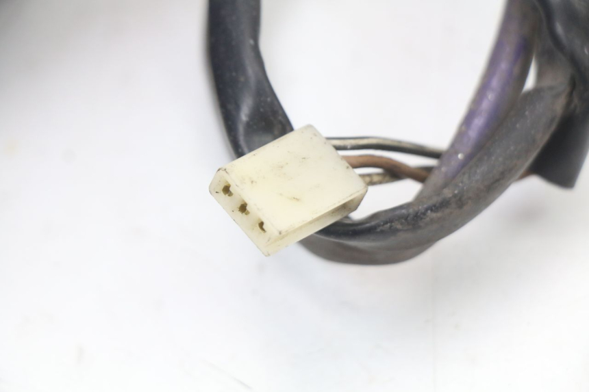 photo de TAIL LIGHT SUZUKI GN 125 (1997 - 2000) - Fixing points details